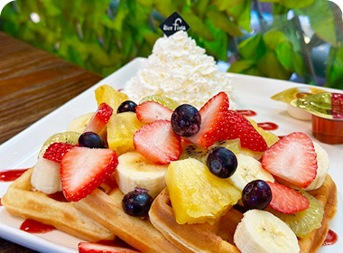 ミックスフルーツワッフル