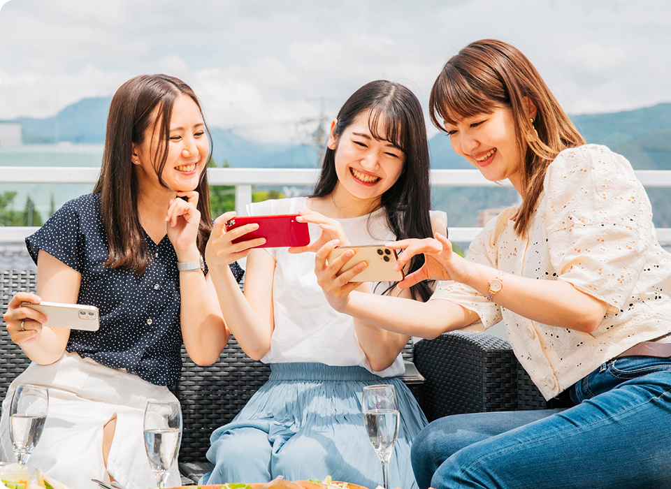 シェアしてワイワイ南国気分